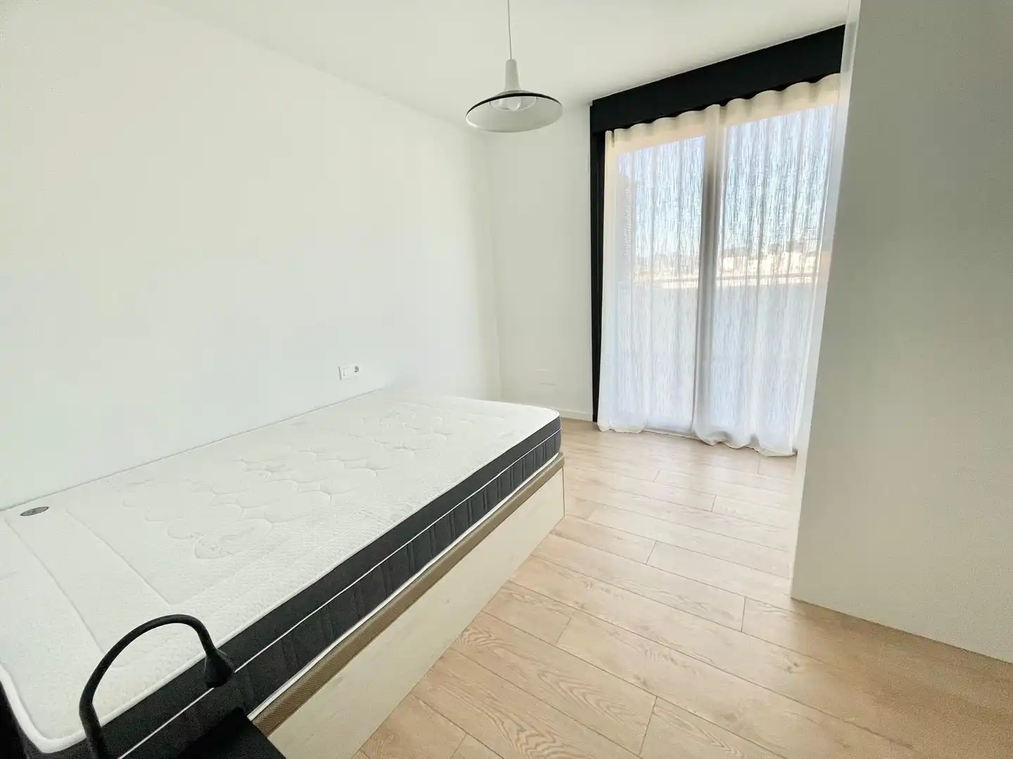 Dormitori de Àtic de lloguer en Murcia amb Aire condicionat, Terrassa i Piscina