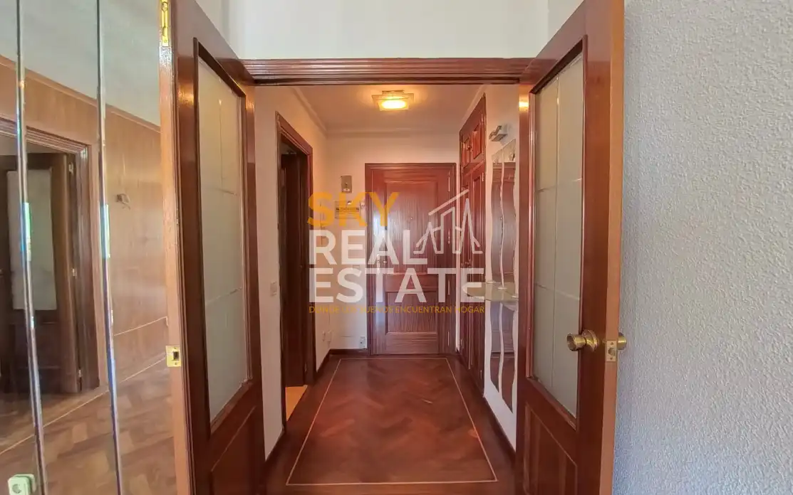 Flat for sale in Fuenlabrada  with Air Conditioner, Furnished and Balcony