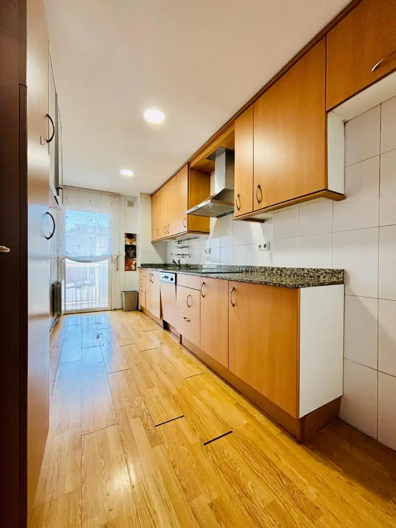 Cocina de Piso en venta en Girona con Aire acondicionado, Calefacción y Parquet