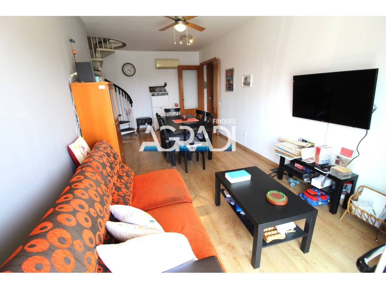 Living room of Duplex for sale in Cardedeu  with Air Conditioner, Heating and Parquet flooring