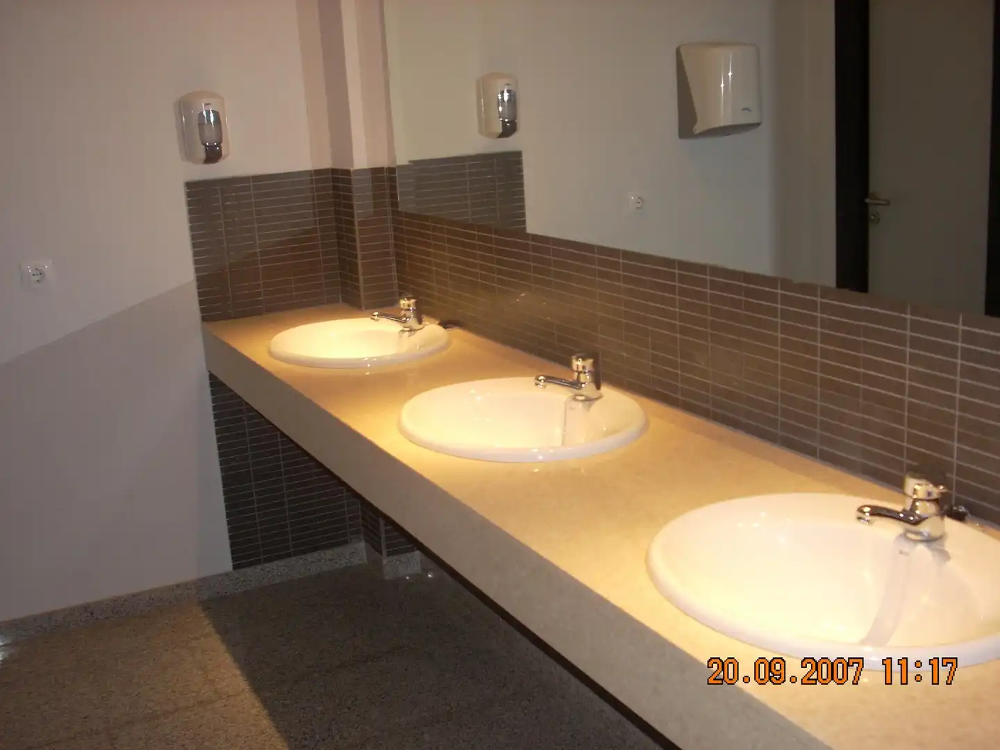 Ufficio in affitto a Periurbano Este - Campiña, imagen 7