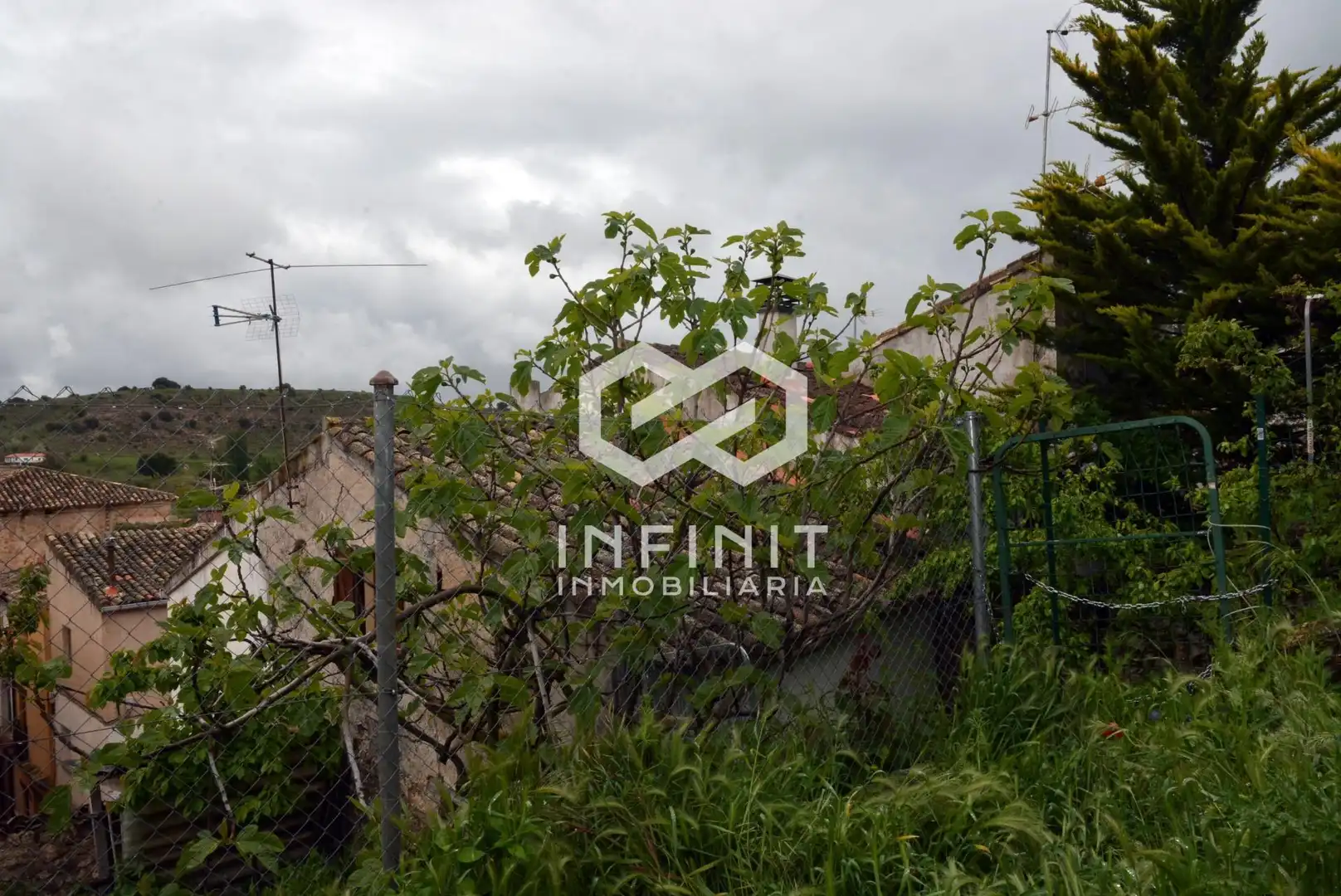 Houses for sale in Peñalver  with Private garden and Balcony