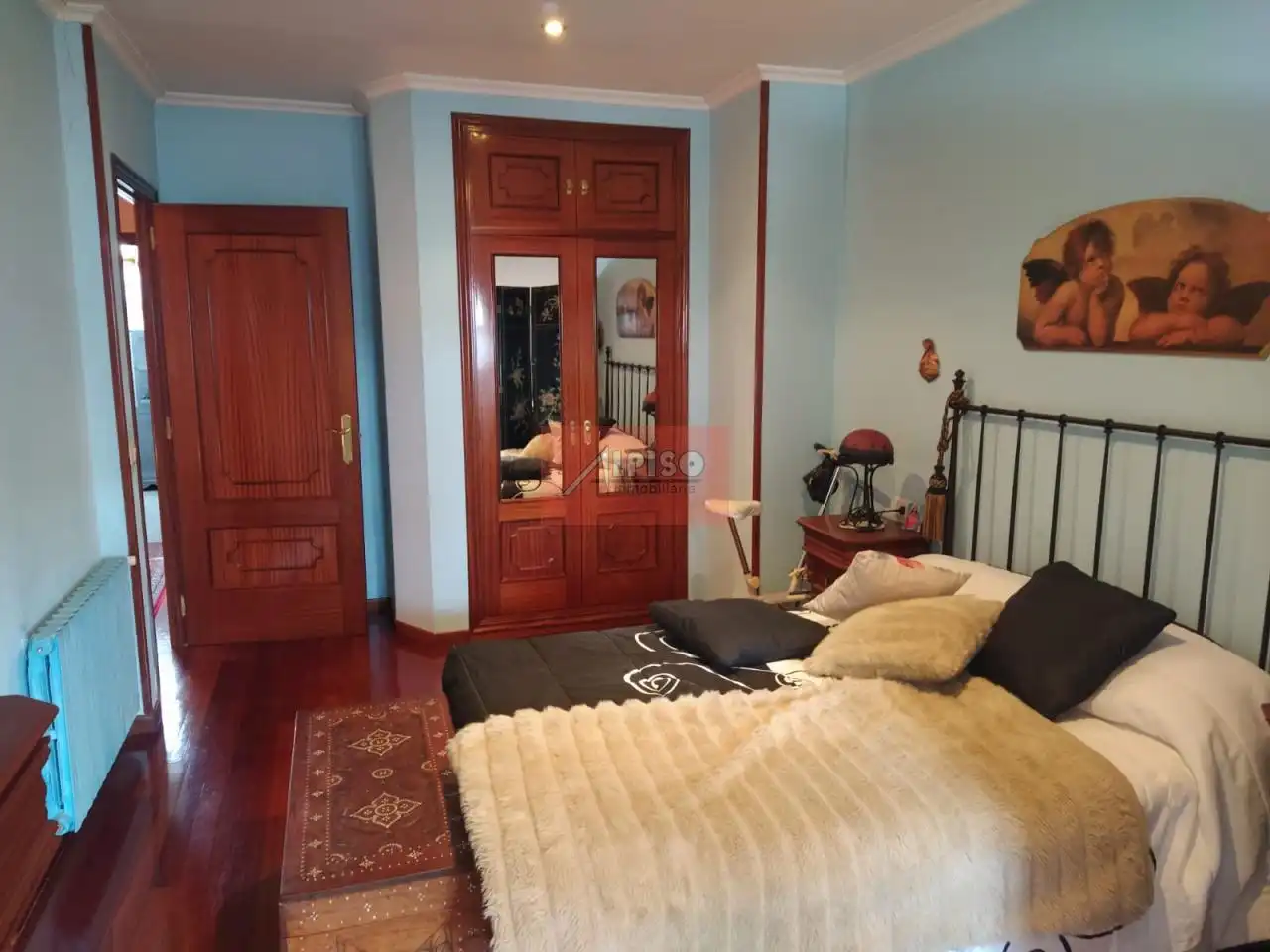 Dormitori de Dúplex en venda en Ourense Capital  amb Calefacció, Parquet i Moblat