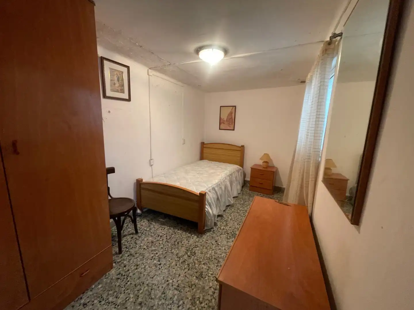Einfamilien-Reihenhaus zum Verkauf in Ponferrada mit Heizung und Terrasse