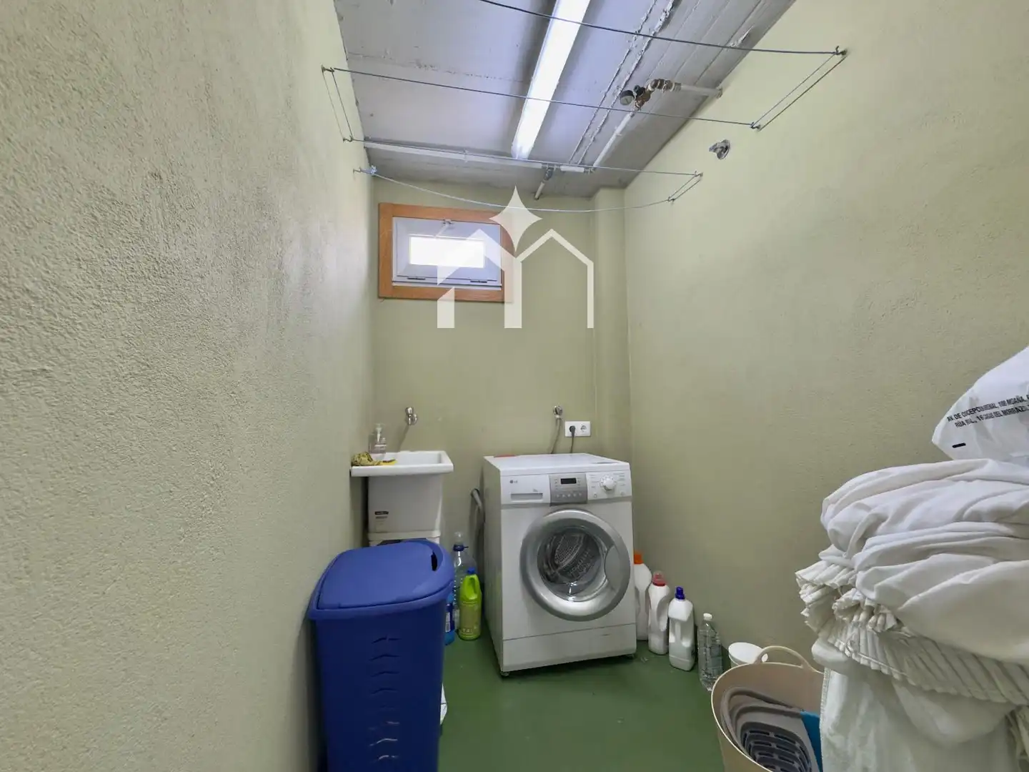 Casa o xalet en venda en Cangas  amb Calefacció, Parquet i Terrassa