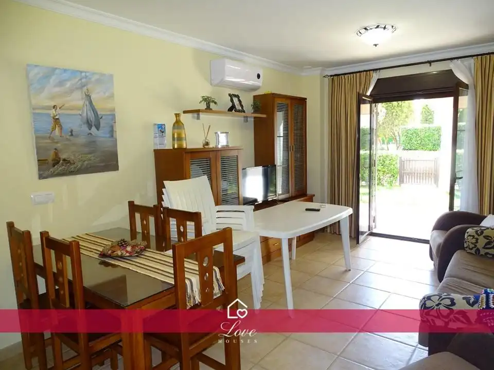 Living room of Apartments for sale in Chiclana de la Frontera  with Air Conditioner, Private garden and Community pool