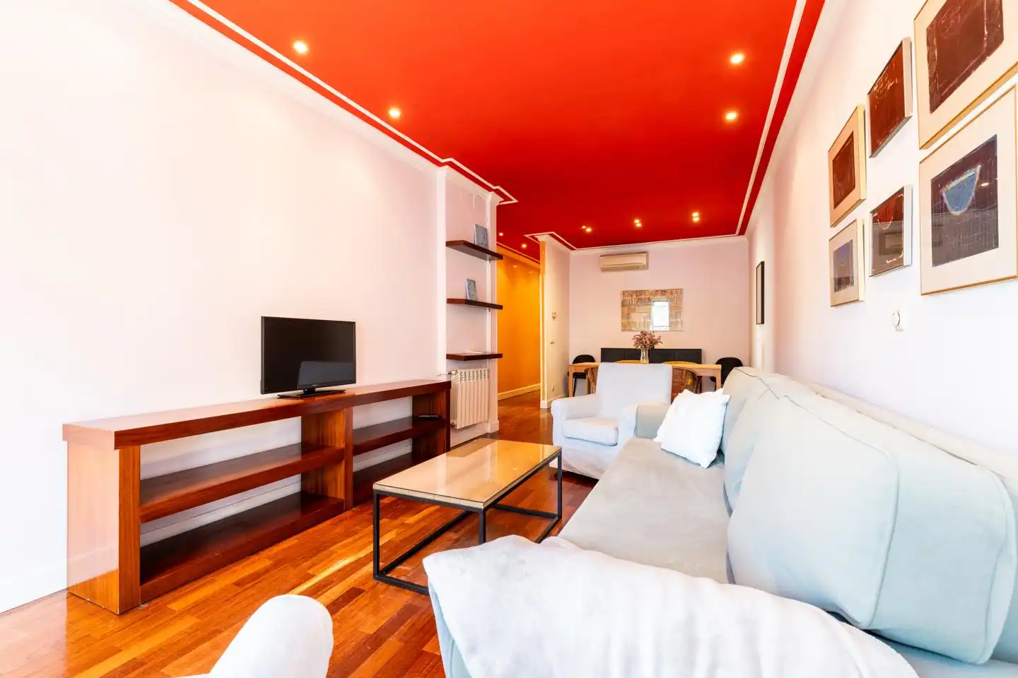 Sala d'estar de Pis de lloguer en Madrid amb Aire condicionat, Calefacció i Parquet