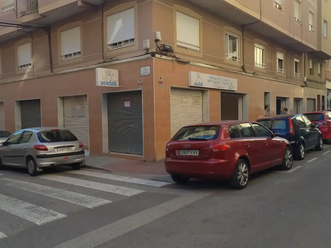 Parking de Local de alquiler en Elche / Elx con Amueblado