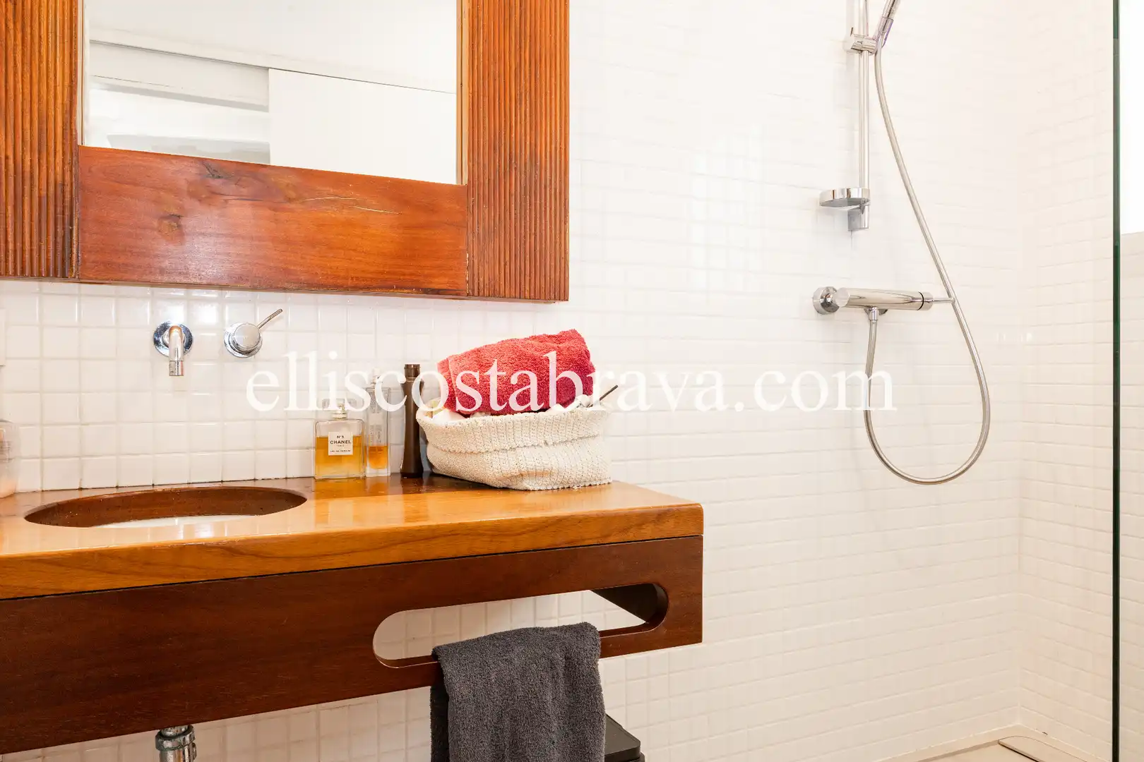 Baño de Ático en venta en Palamós con Aire acondicionado, Calefacción y Parquet