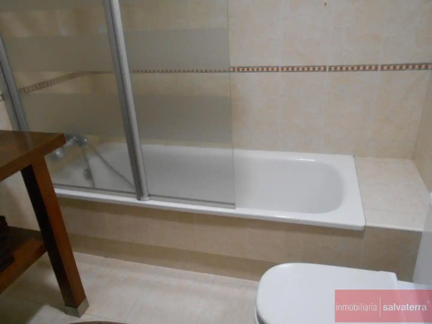Baño de Piso de alquiler en As Neves   con Calefacción