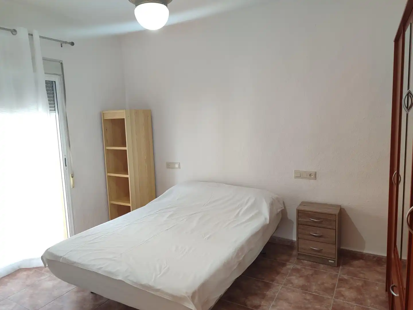 Bedroom of Flat for rent in Granada