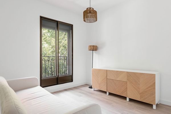 Bedroom of Flat for sale in  Madrid Capital  with Air Conditioner, Heating and Balcony