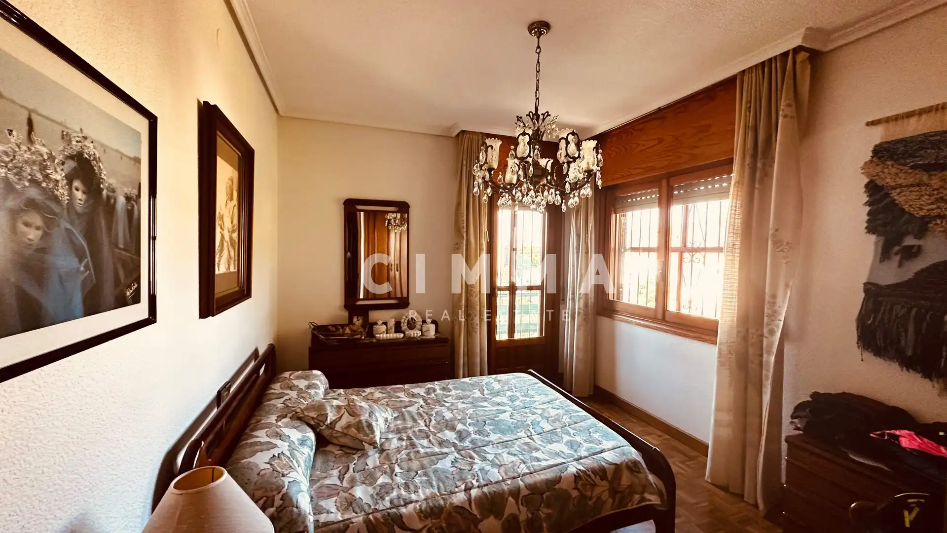Habitación de Casa o chalet en venta en La Nucia con Aire acondicionado, Calefacción y Jardín privado