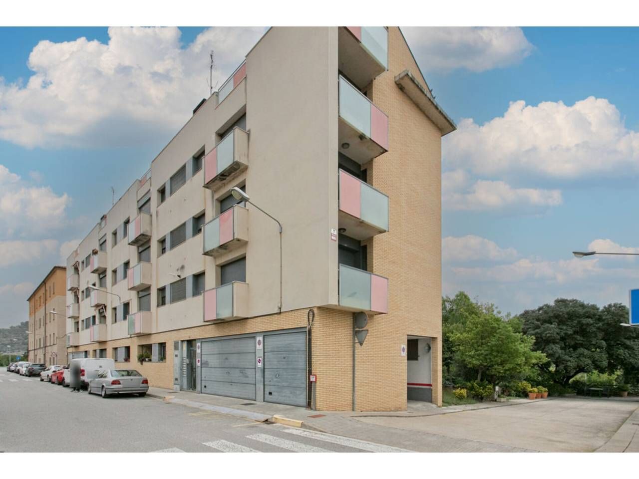 Exterior view of Duplex for sale in Manresa  with Terrace and Balcony