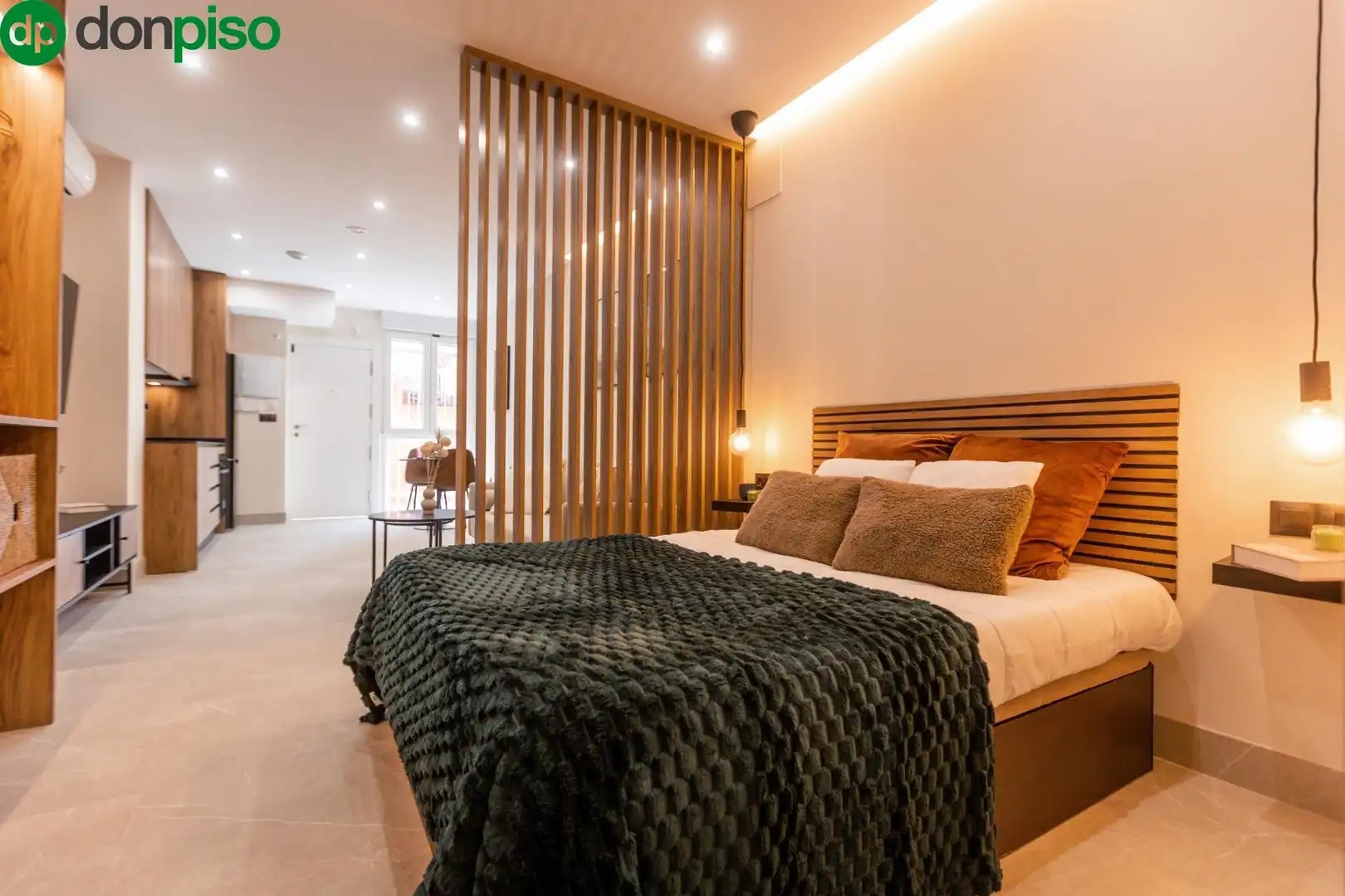 Bedroom of Study for sale in Granada  with Air Conditioner, Heating and Furnished