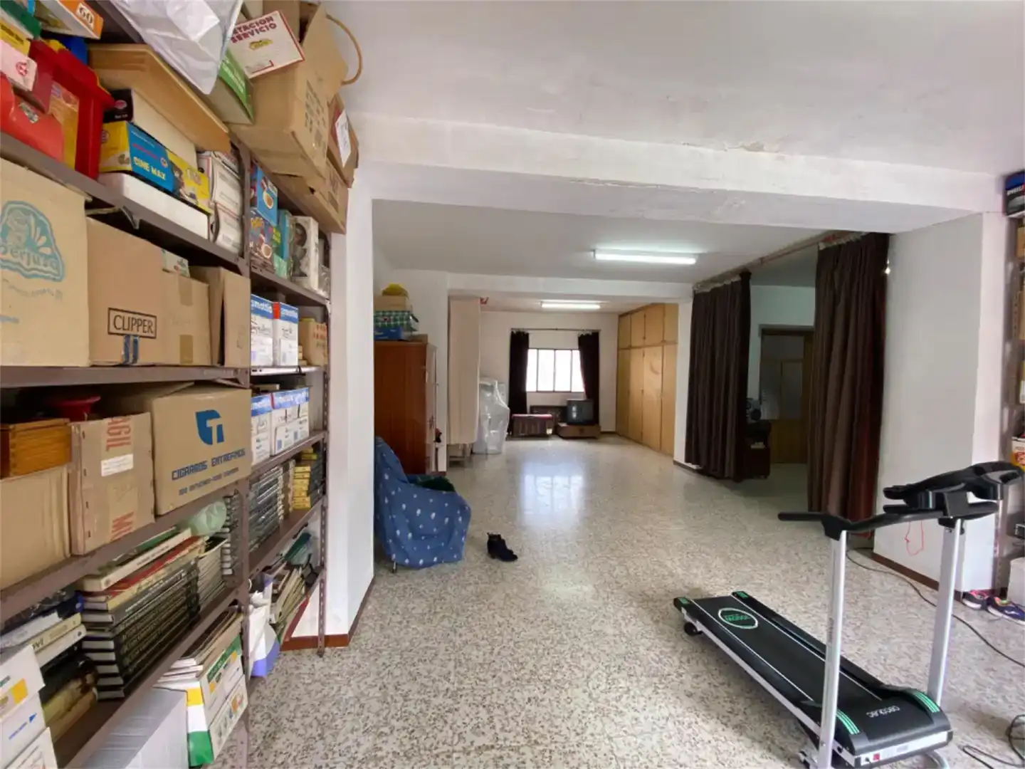 Casa adosada en venda en Archidona amb Balcó