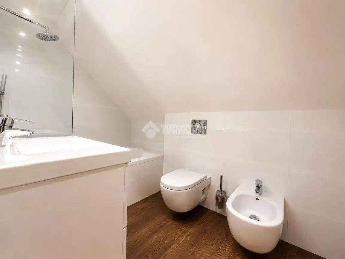 Baño de Piso en venta en Alcalá de Henares con Aire acondicionado, Calefacción y Terraza