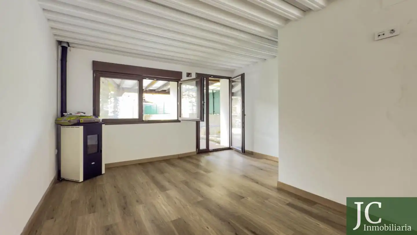 Casa amb jardí en venda a Ramales de la Victoria, imagen 2