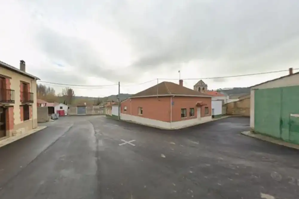 Aparcament de Nau industrial en venda en Geria