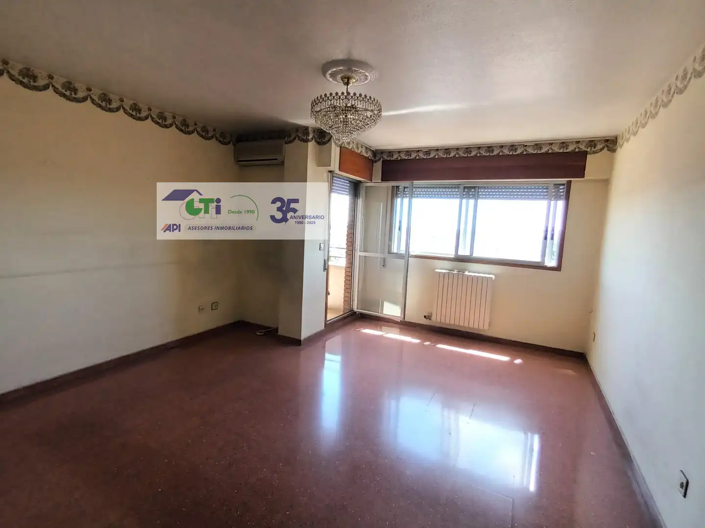 Sala de estar de Piso en venta en  Zaragoza Capital