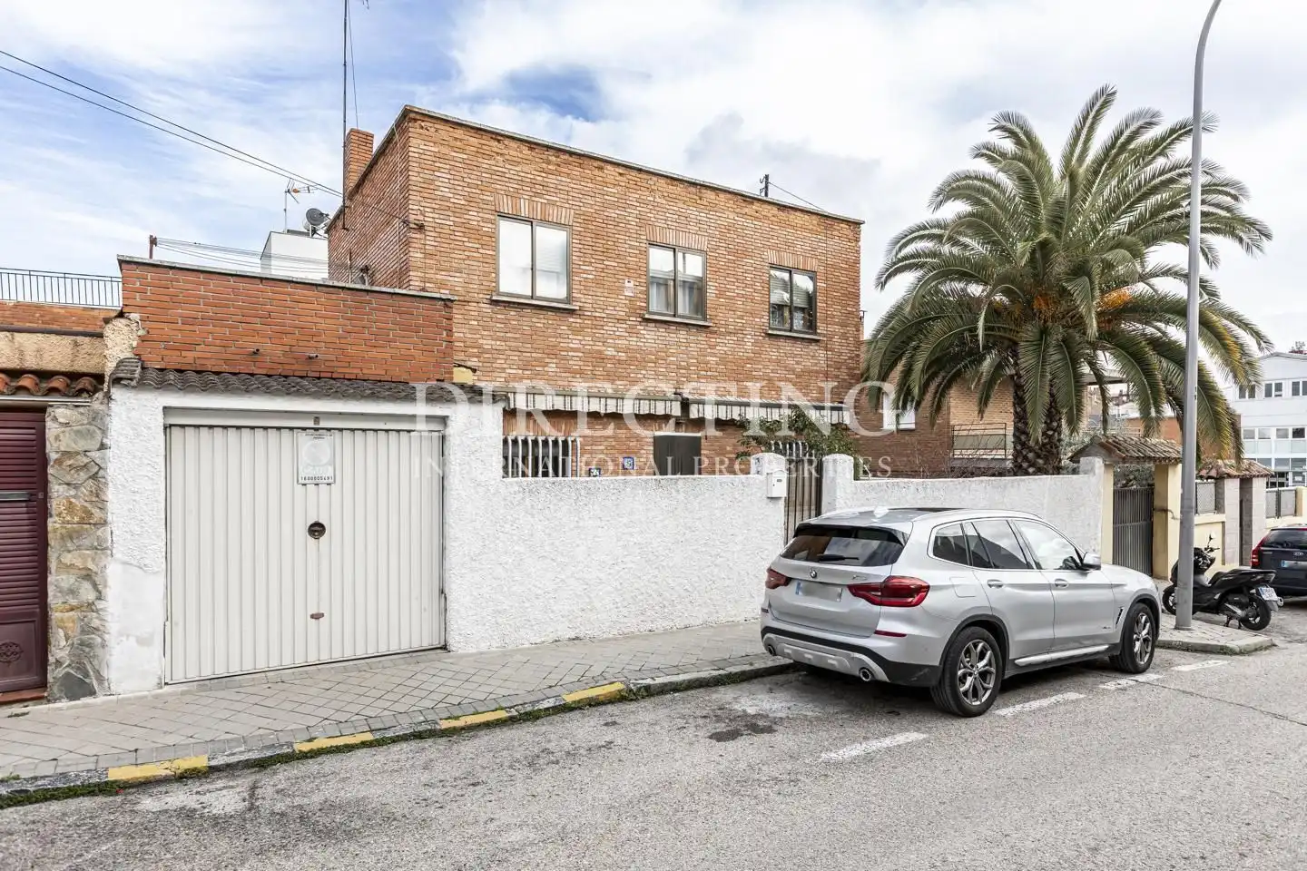 Vista exterior de Casa o xalet en venda en Madrid amb Aire condicionat, Calefacció i Jardí privat