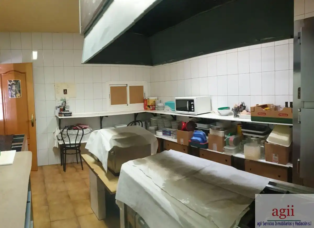 Kitchen of Commercial properties for sale in Dosbarrios  with Air Conditioner and Terrace
