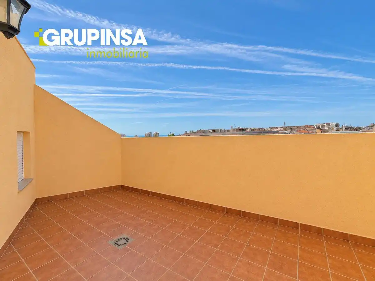 Terrace of Duplexes for sale in Oropesa del Mar / Orpesa  with Air Conditioner, Terrace and Balcony