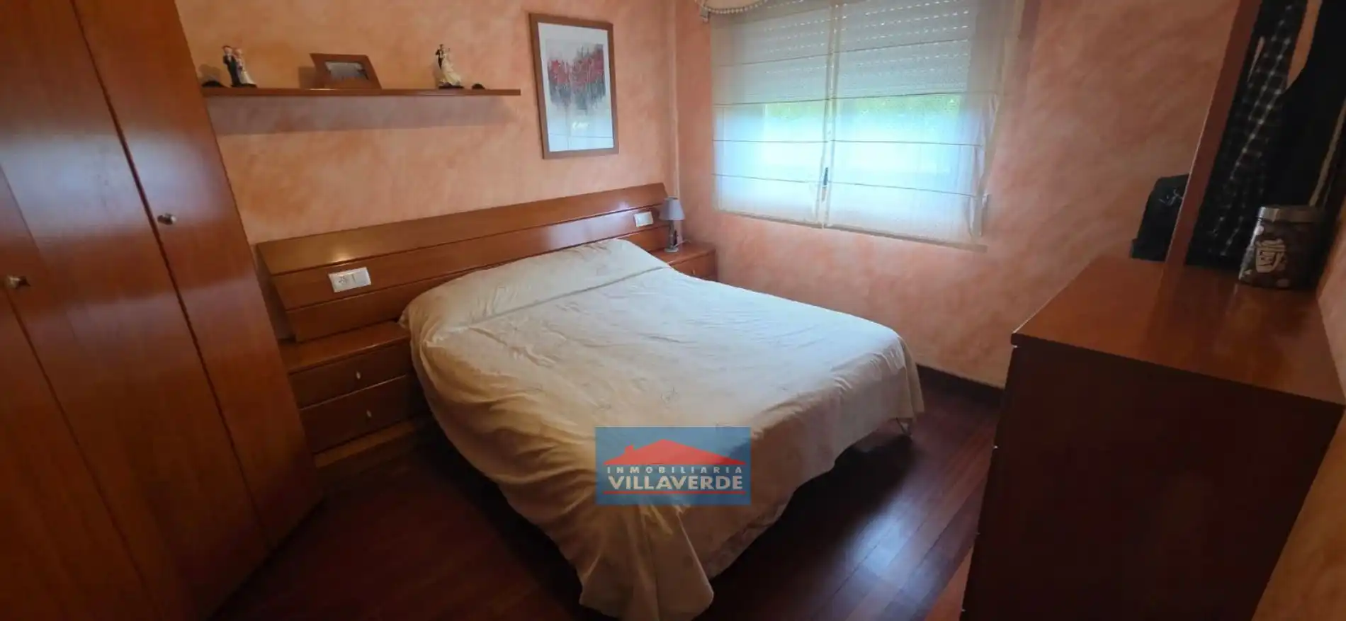 Habitación de Piso en venta en Cangas  con Calefacción, Trastero y Amueblado