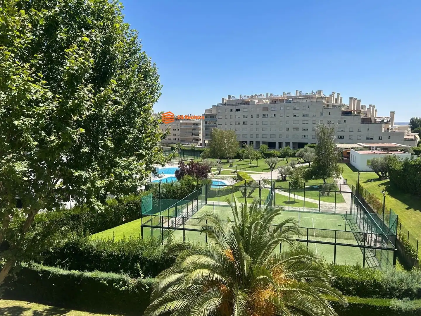 Exterior view of Flat for rent in Madrid  with Heating, Terrace and Storage room