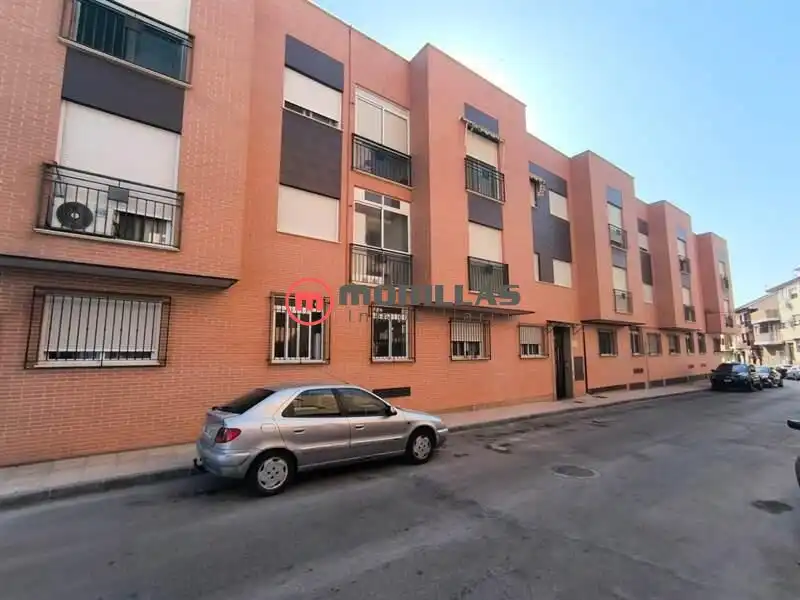 Außenansicht von Wohnung zum Verkauf in Calasparra mit Abstellraum und Balkon