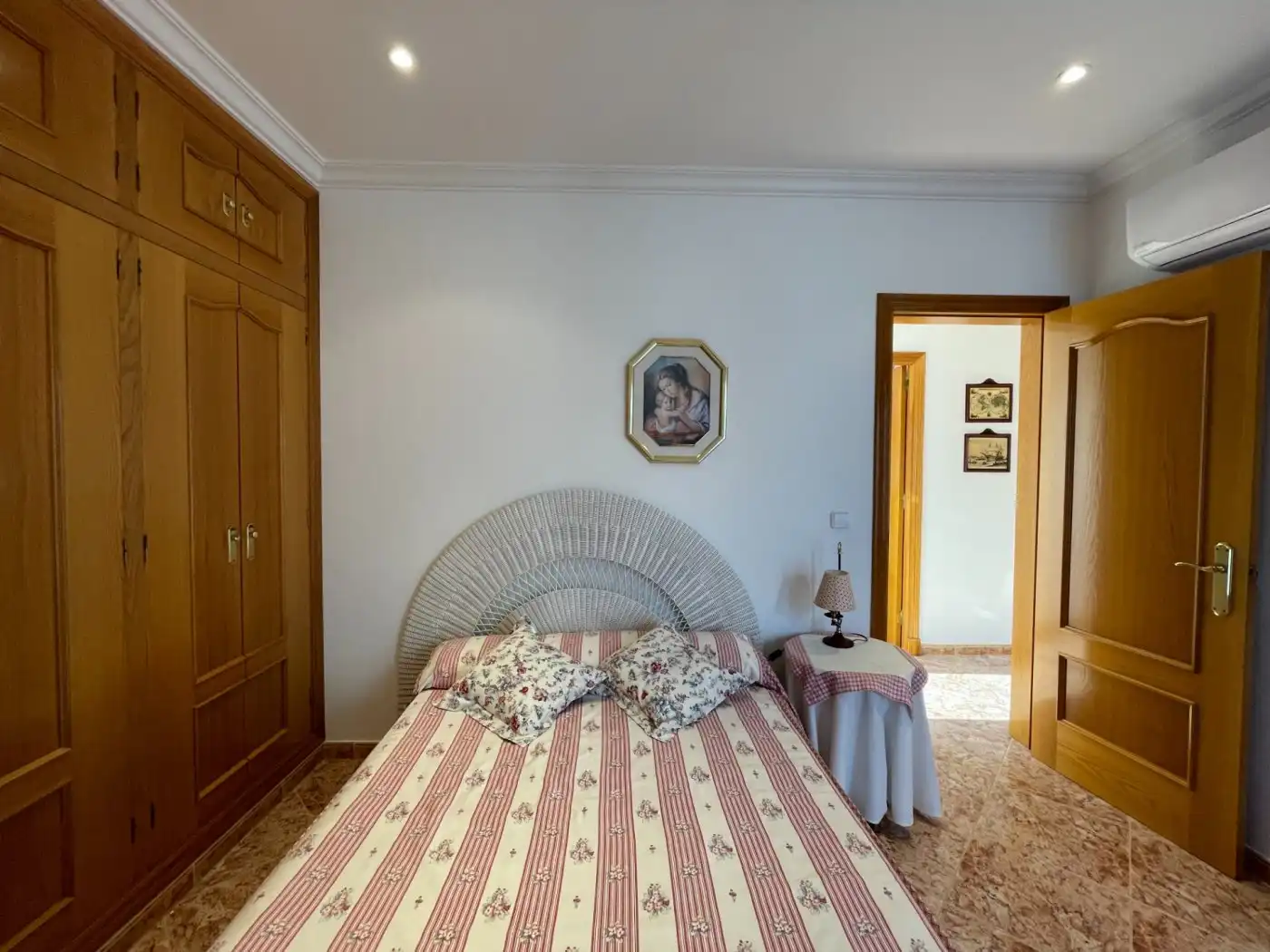 Dormitori de Apartament en venda en Es Mercadal amb Terrassa, Piscina i Balcó