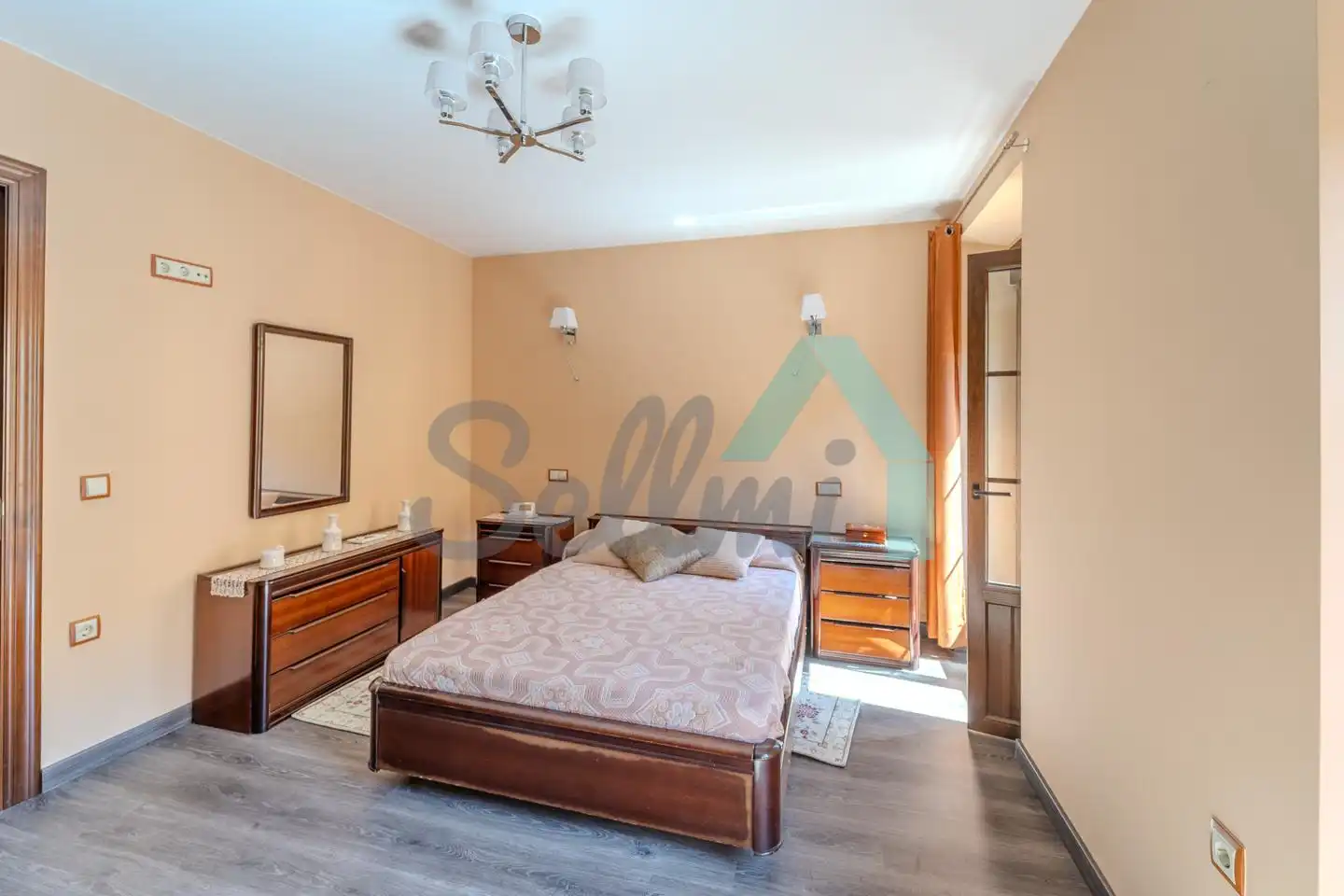 Schlafzimmer von Einfamilien-Reihenhaus zum Verkauf in Teverga mit Abstellraum