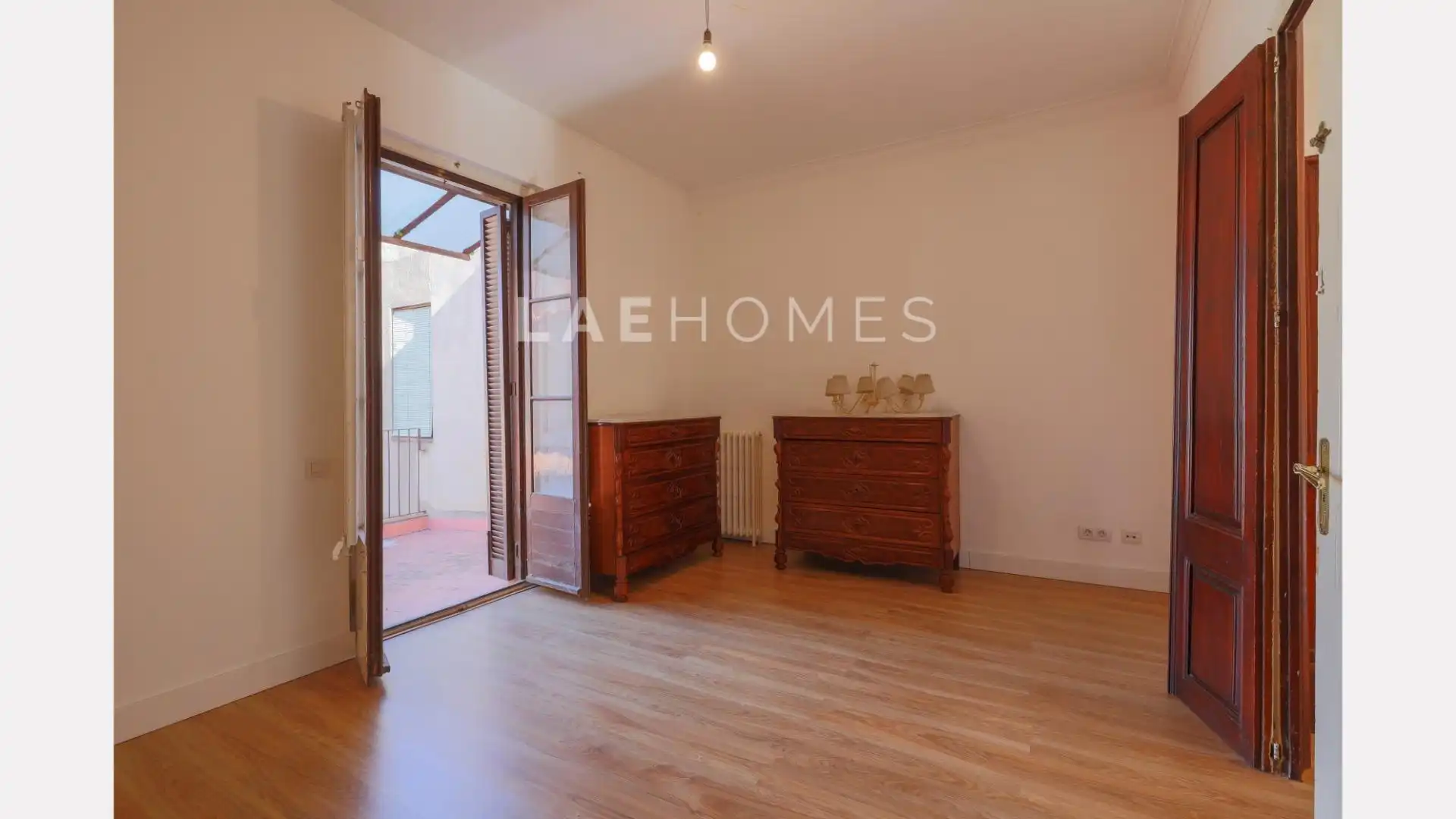 Habitación de Oficina de alquiler en Sant Cugat del Vallès con Aire acondicionado, Calefacción y Terraza