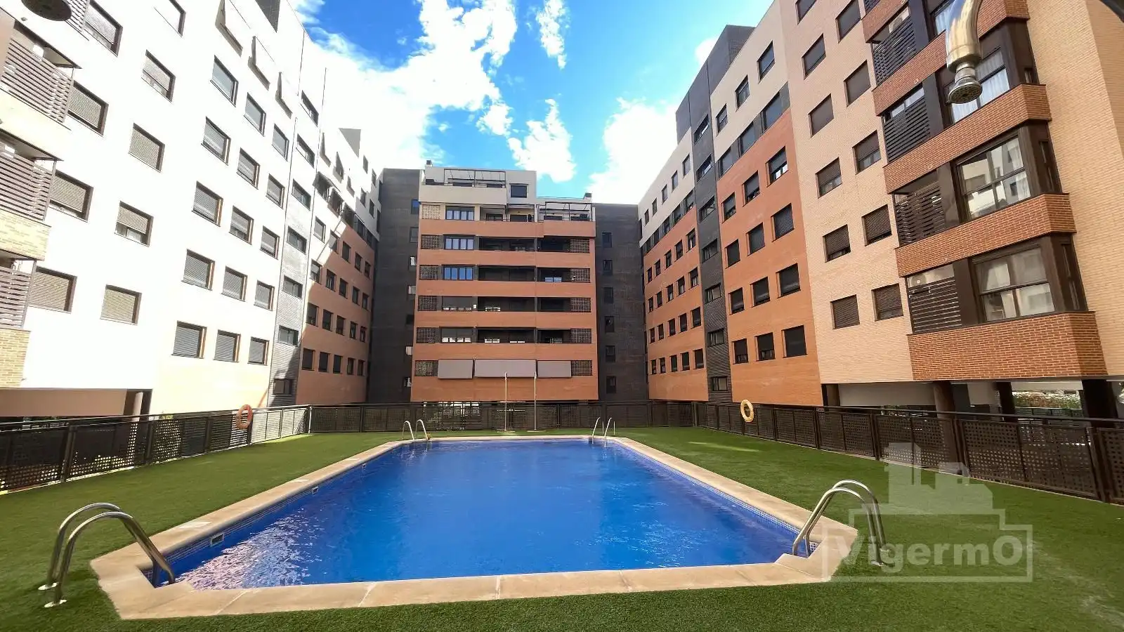Piscina de Pis de lloguer en Torrejón de Ardoz amb Calefacció, Terrassa i Piscina
