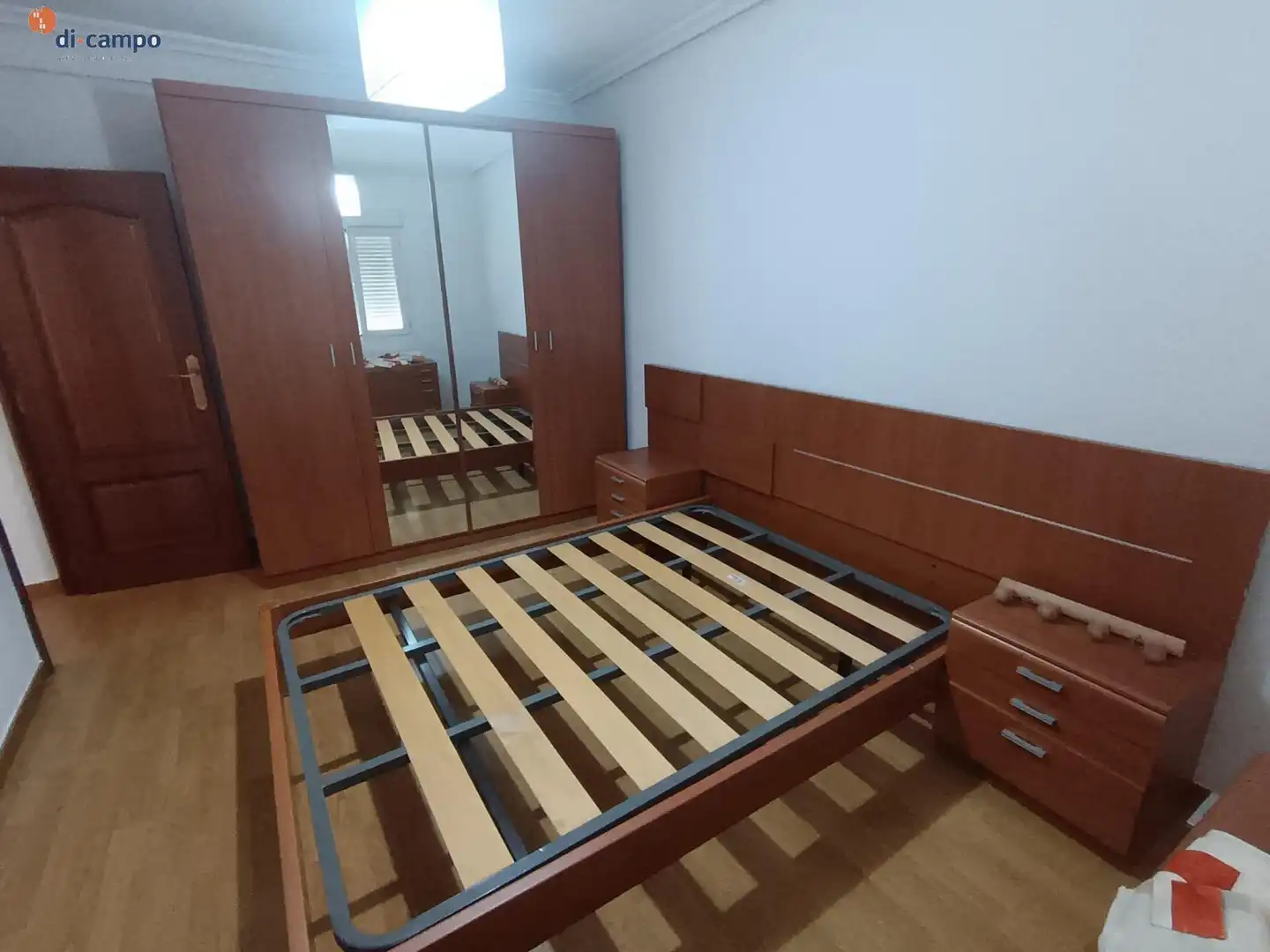 Dormitori de Pis en venda en Valladolid amb Calefacció, Terrassa i Moblat