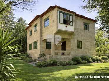 Villa in vendita a Rúa de Sanjurjo Badía