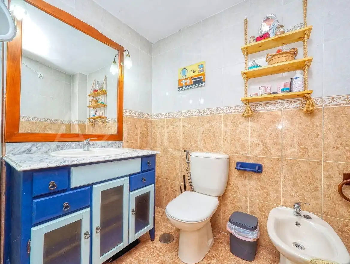 Bathroom of Flat for sale in Alicante / Alacant  with Air Conditioner, Terrace and Storage room