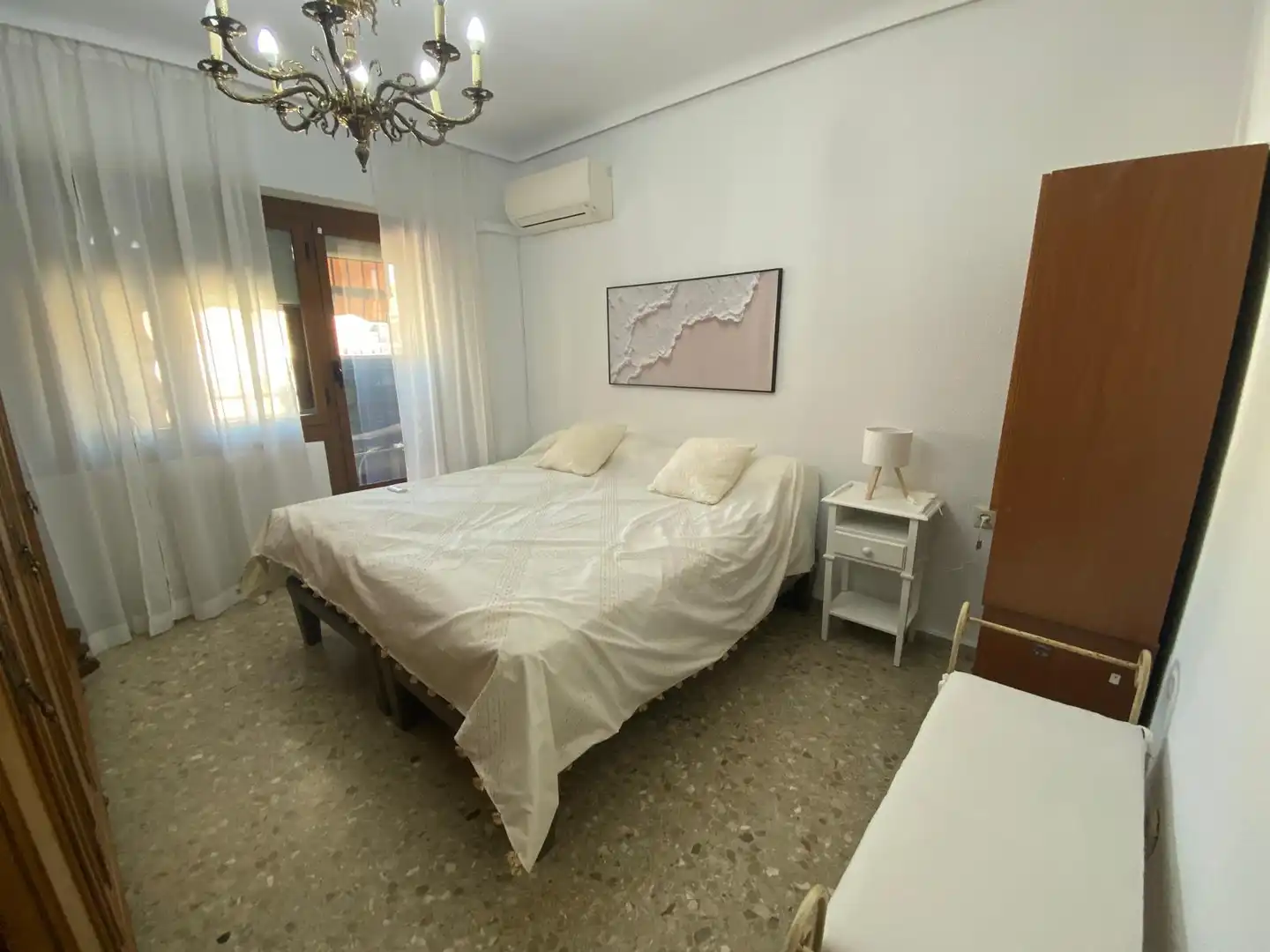 Habitación de Piso de alquiler en Albacete con Calefacción, Amueblado y Balcón