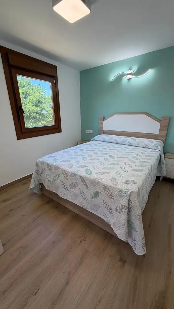 Dormitori de Casa o xalet en venda en Carballo amb Calefacció i Moblat