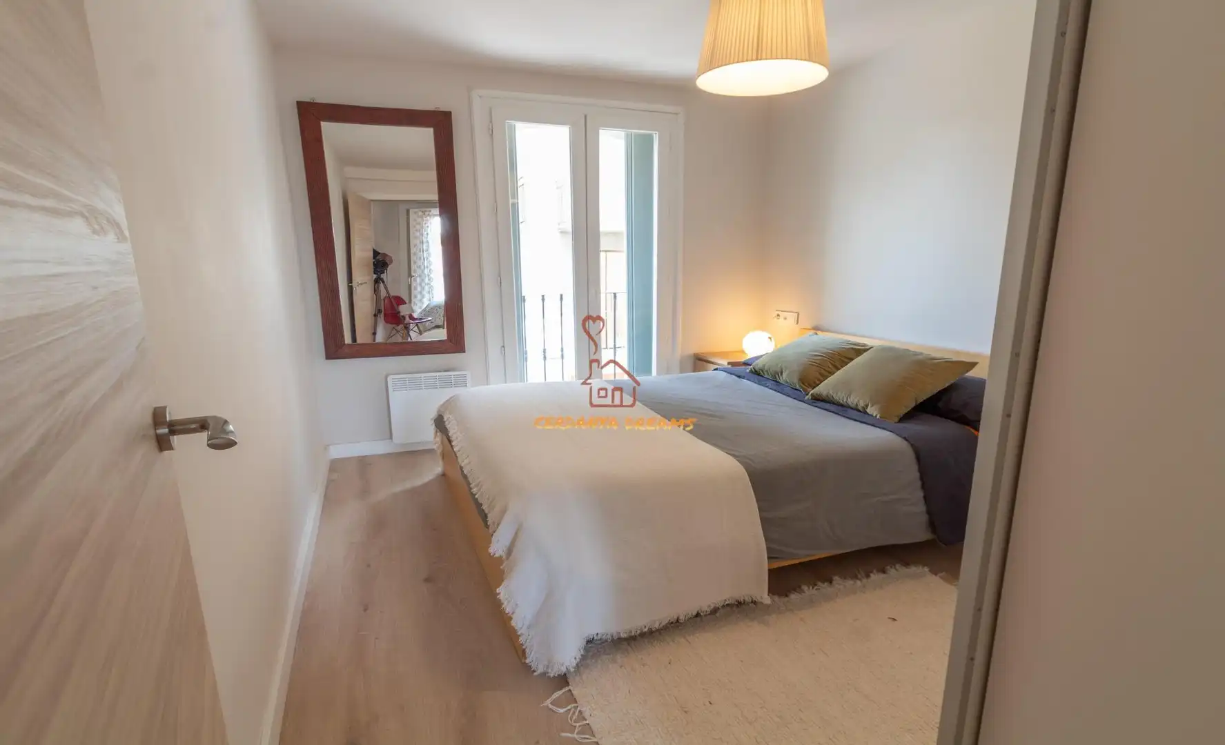 Schlafzimmer von Wohnung zum Verkauf in Osséja mit Heizung, Parkett und Abstellraum