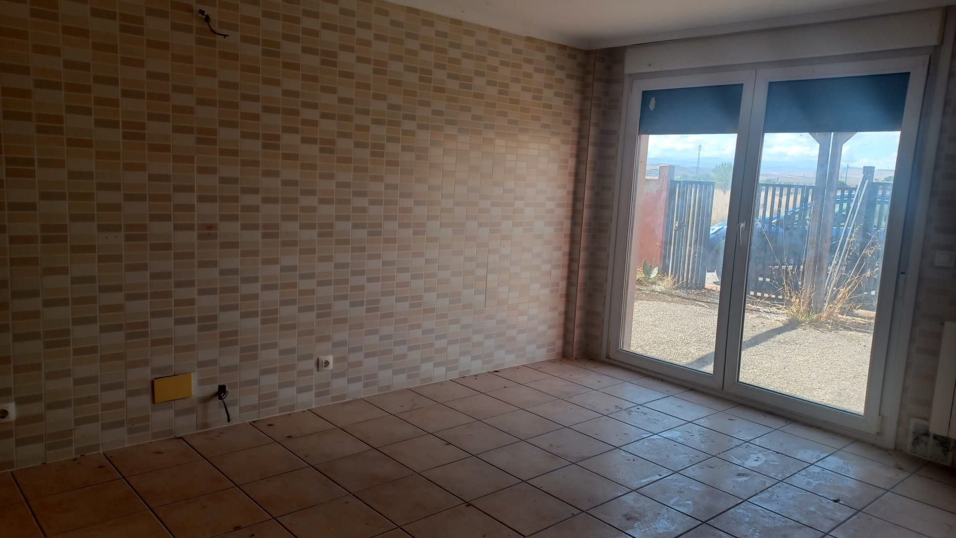 Casa adosada en venda a C/ Encinas , Ochánduri