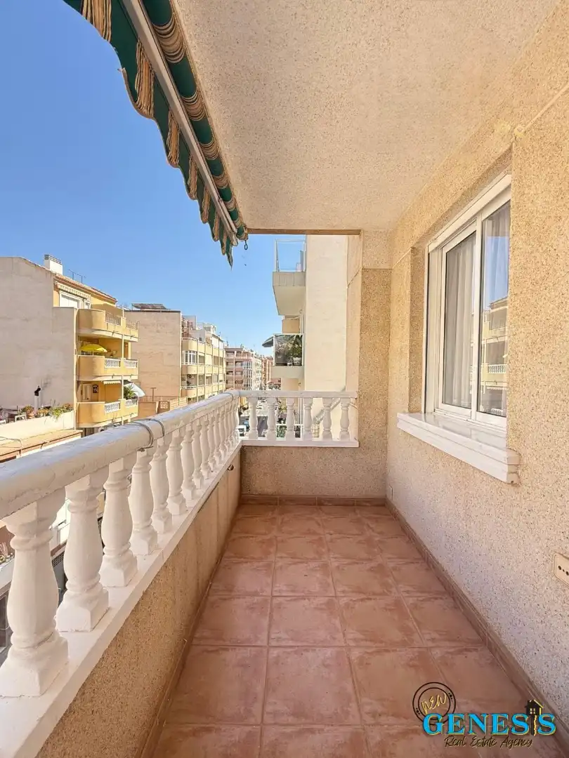 Apartament amb terrassa en venda a Calle Caballero de Rodas 80, imagen 3