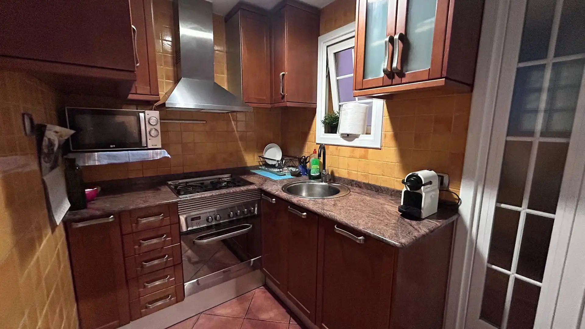 Küche von Wohnung zum Verkauf in Sant Boi de Llobregat mit Balkon