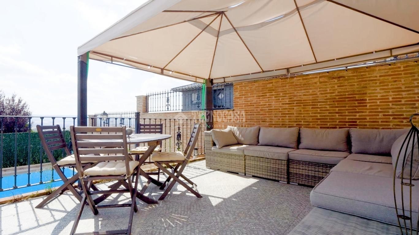 Terrace of House or chalet for sale in Cabanillas del Campo  with Air Conditioner, Heating and Parquet flooring