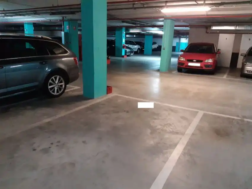 Aparcament de Garatge de lloguer en Bilbao 