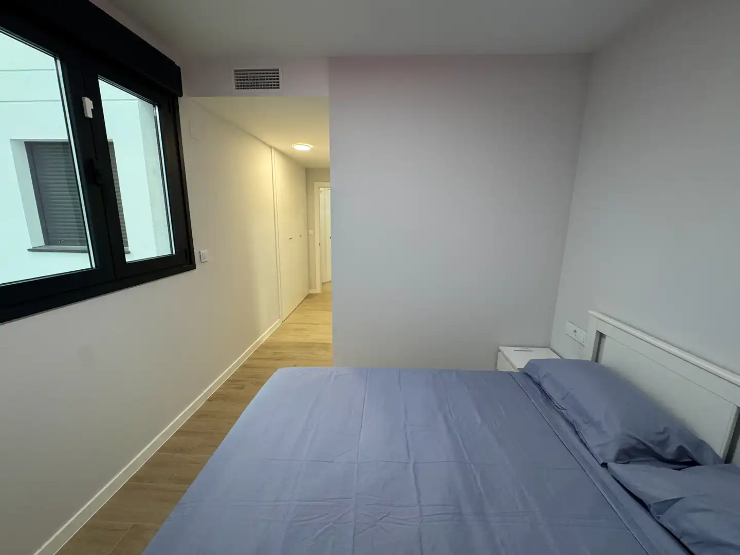 Schlafzimmer von Wohnung zur Miete in Málaga mit Klimaanlage, Terrasse und Abstellraum