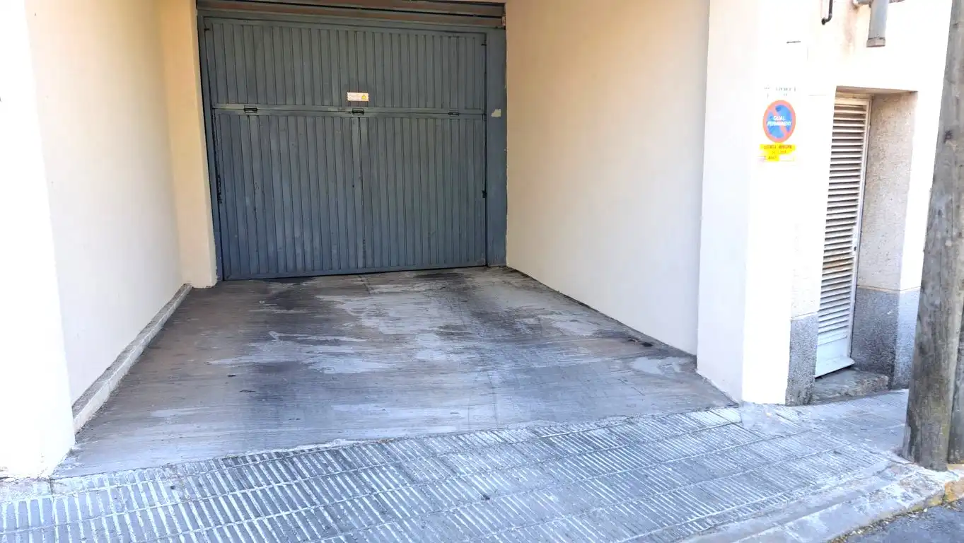 Aparcament de Pis de lloguer en Cunit amb Aire condicionat, Calefacció i Moblat
