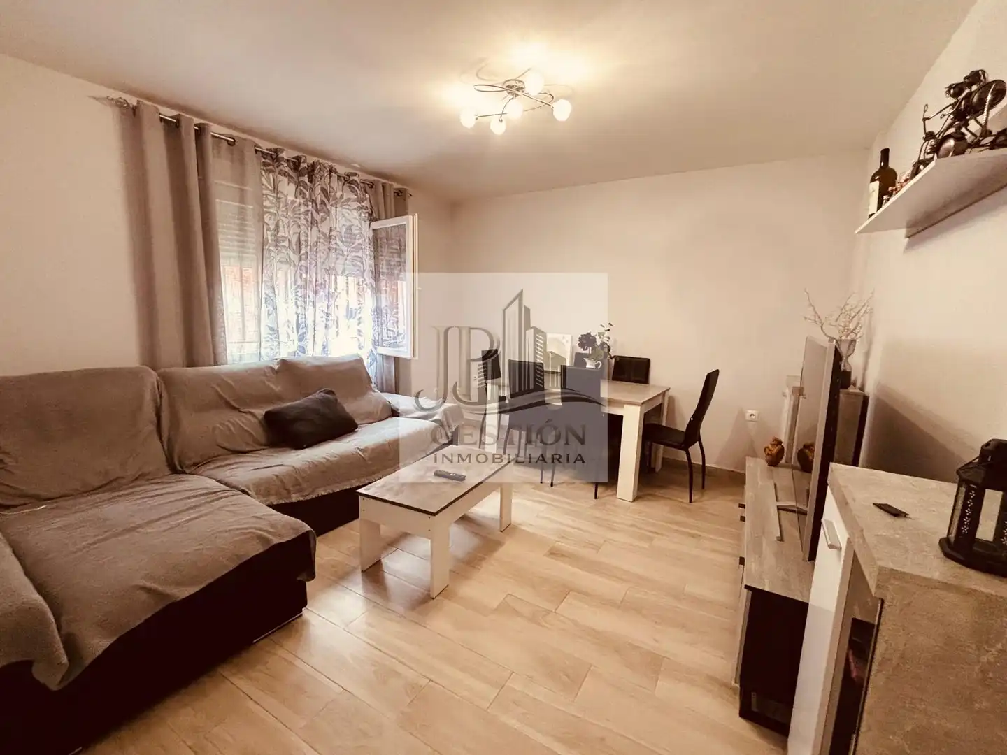 Sala d'estar de Casa adosada en venda en Villasequilla amb Aire condicionat, Calefacció i Terrassa