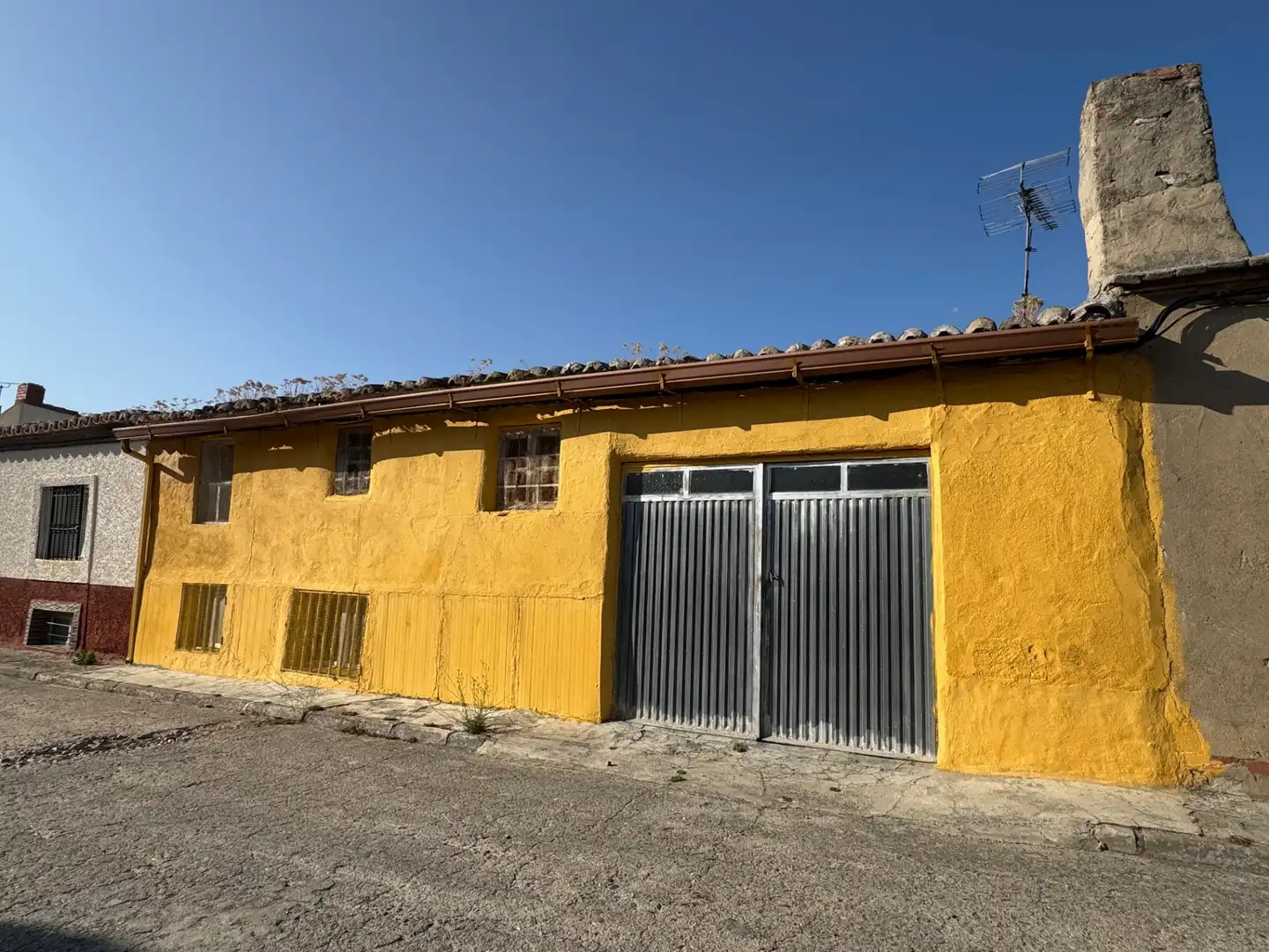 Vista exterior de Finca rústica en venda en Carpio amb Traster
