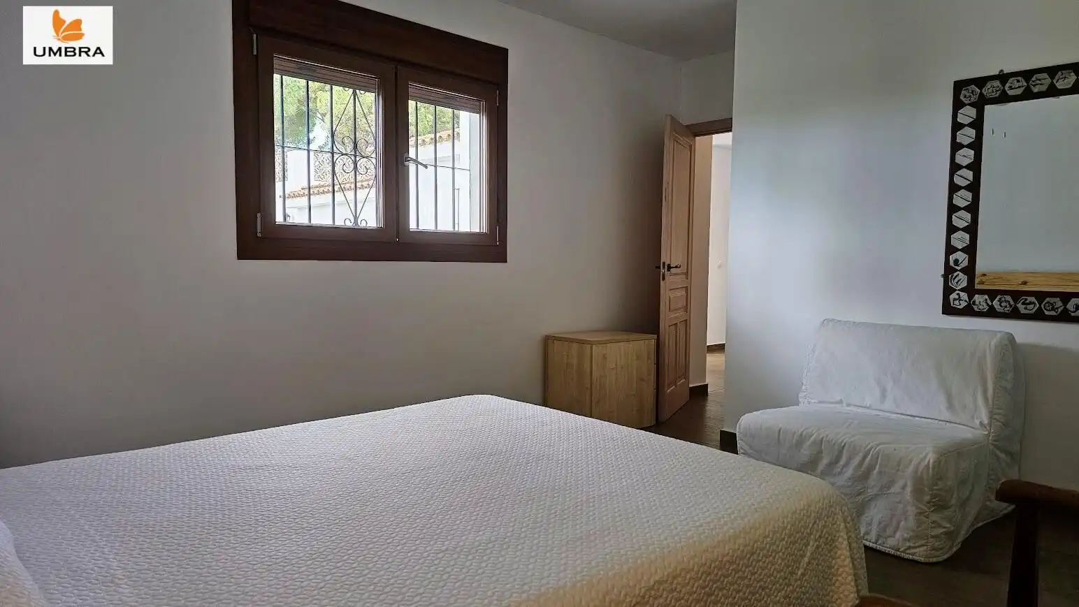 Dormitori de Casa o xalet en venda en Chiclana de la Frontera amb Aire condicionat, Calefacció i Jardí privat